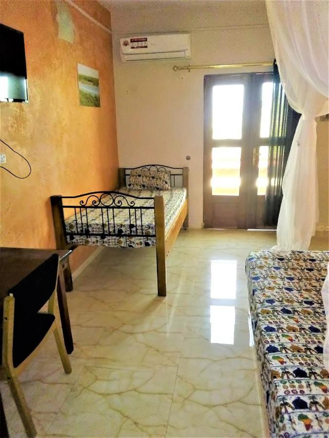 Hotel Le Chamama à Niaga Extérieur photo