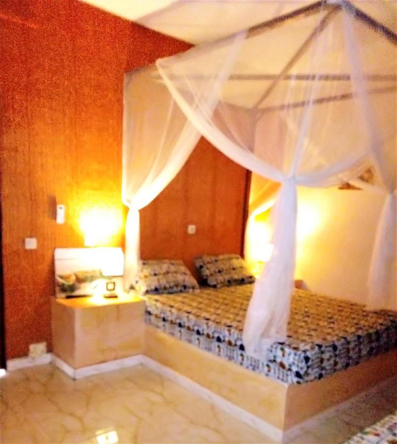 Hotel Le Chamama à Niaga Extérieur photo