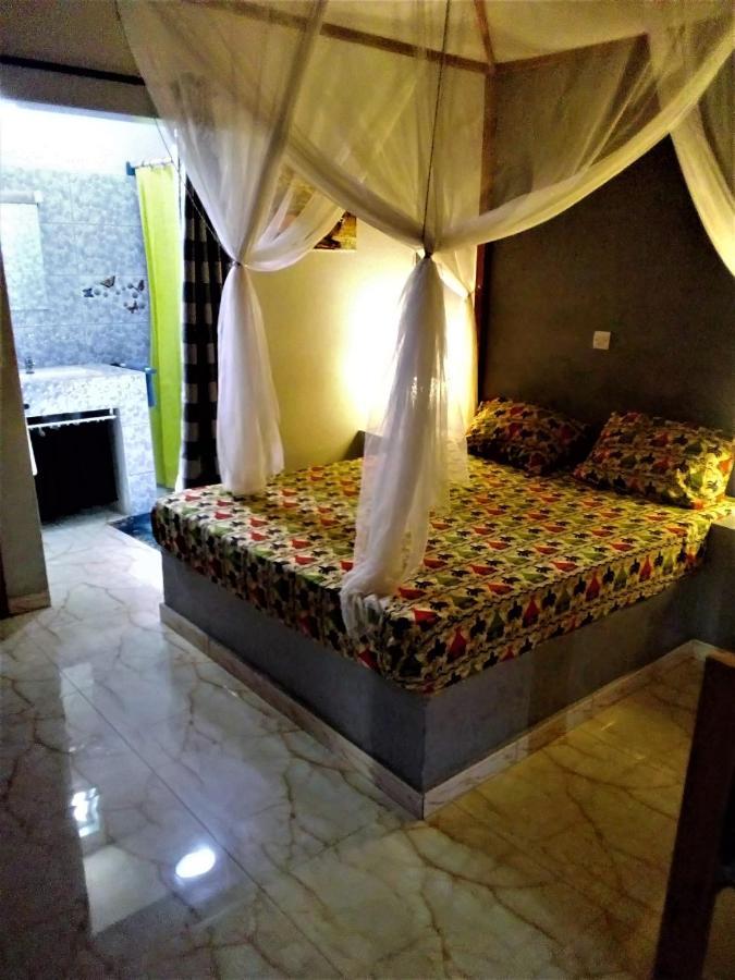 Hotel Le Chamama à Niaga Extérieur photo